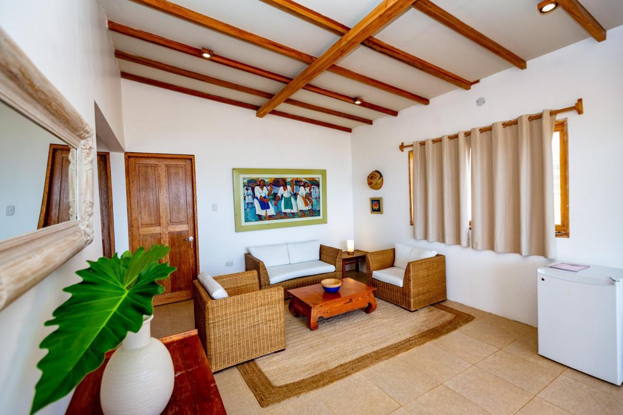 Hotel Punta Camaron Bungalows & Suites ซอร์รีโตส ภายนอก รูปภาพ