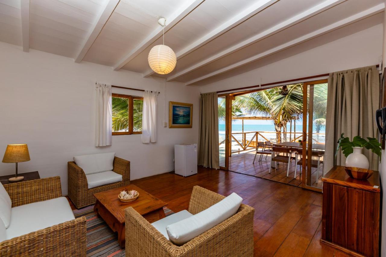 Hotel Punta Camaron Bungalows & Suites ซอร์รีโตส ภายนอก รูปภาพ